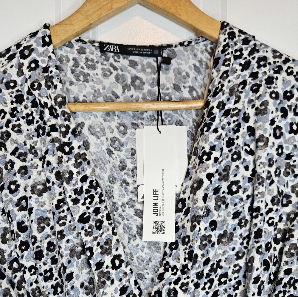 Zara Floral Long Sleeve Deep Plunge Flowy Mini Dress NWT XS - Picture 2 of 8